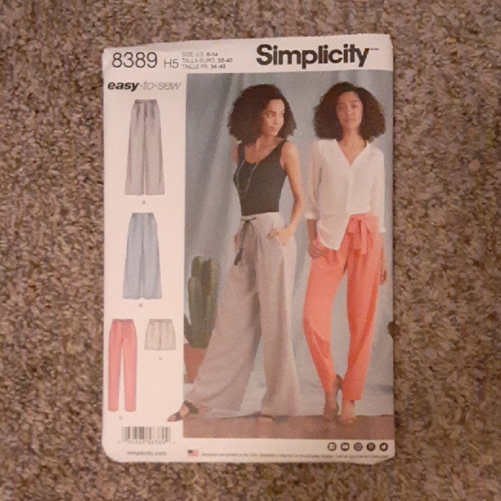 Simplicity Women's Wide Leg Pants Pattern 8389 Easy-to-sew